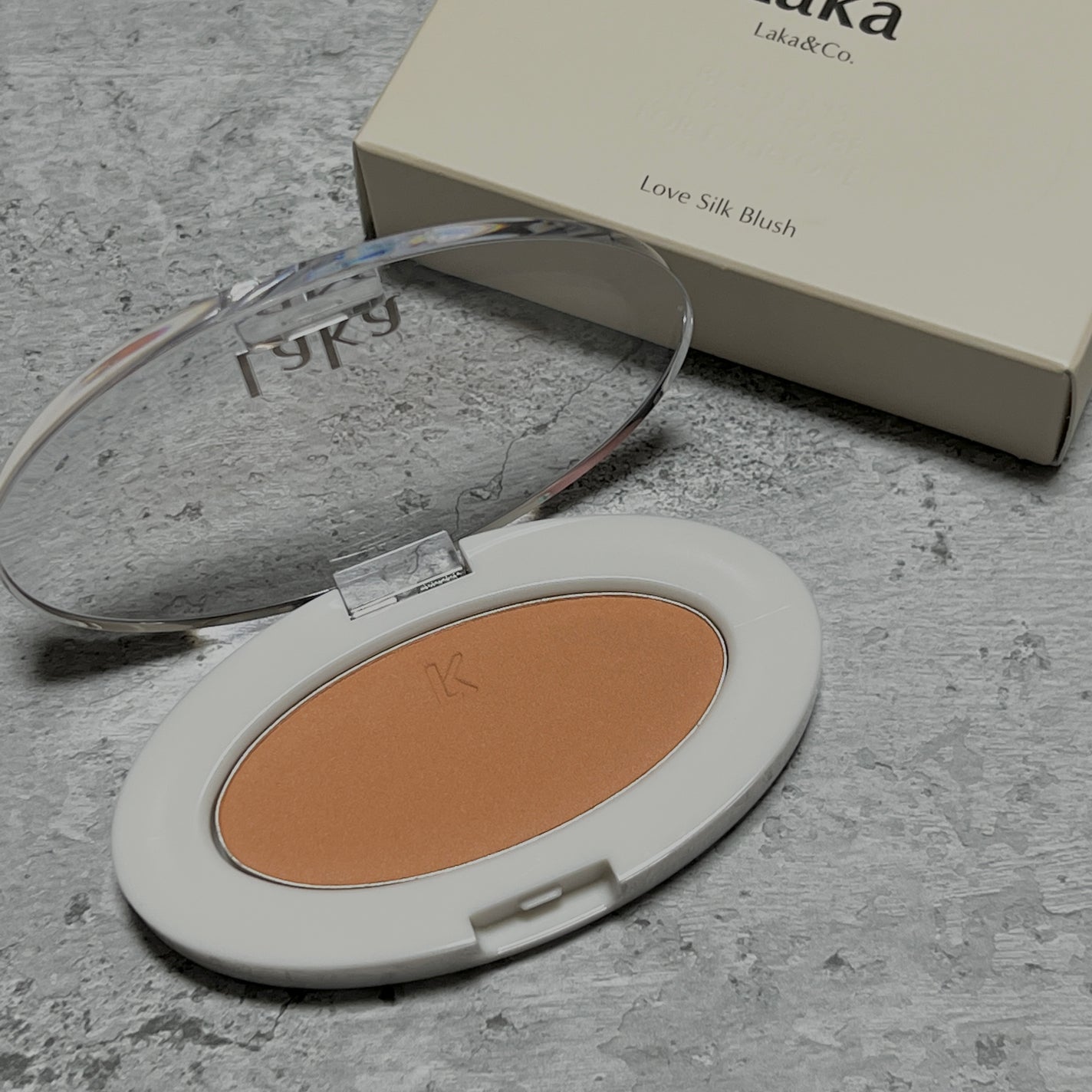 ラブシルクブラッシュ/Laka/パウダーチークを使ったクチコミ(3枚目)
