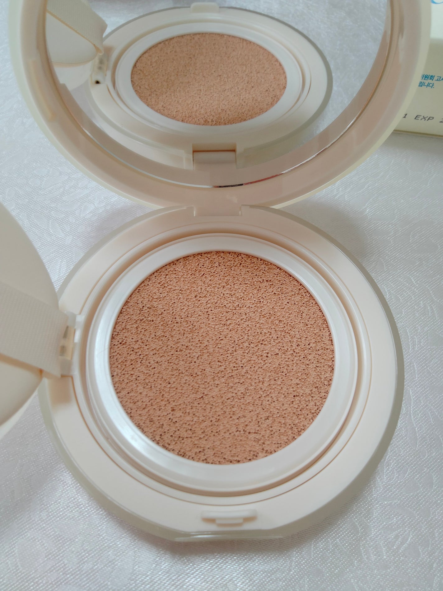 フィー クッションエッグフィットカバー/fwee/クッションファンデーションを使ったクチコミ(6枚目)