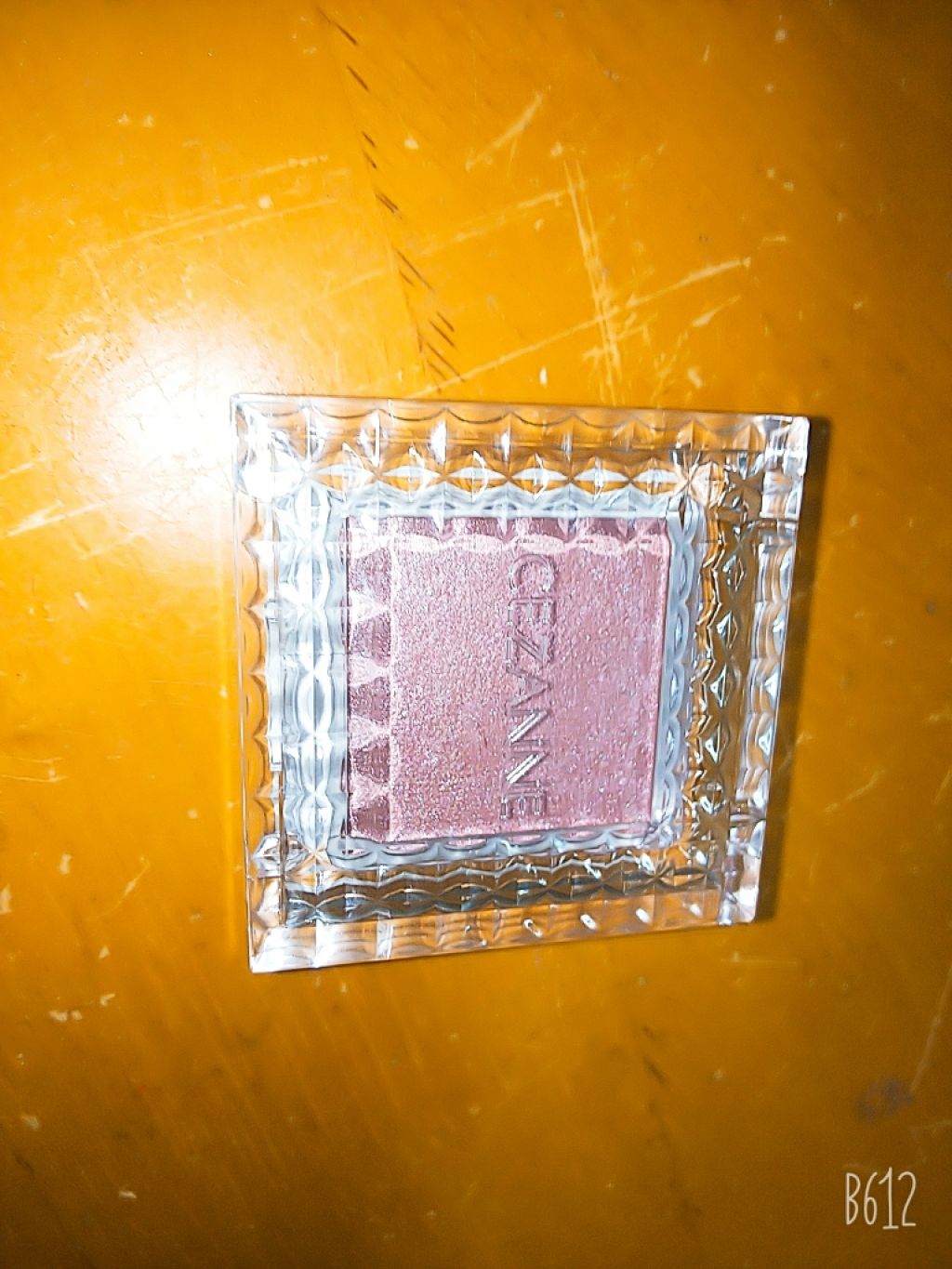 シングルカラーアイシャドウ/CEZANNE/単色アイシャドウを使ったクチコミ（1枚目）