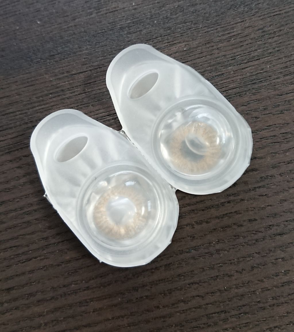 ピエナージュ UV&モイスト/PienAge/カラーコンタクトレンズを使ったクチコミ(2枚目)