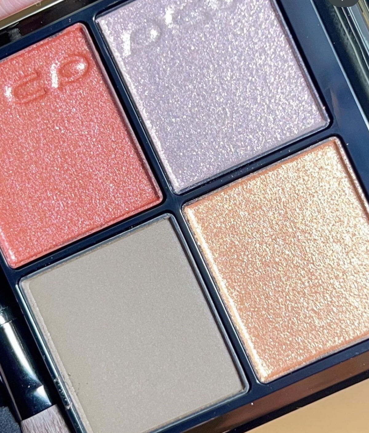 シグニチャー カラー アイズ/SUQQU/アイシャドウパレットを使ったクチコミ（3枚目）