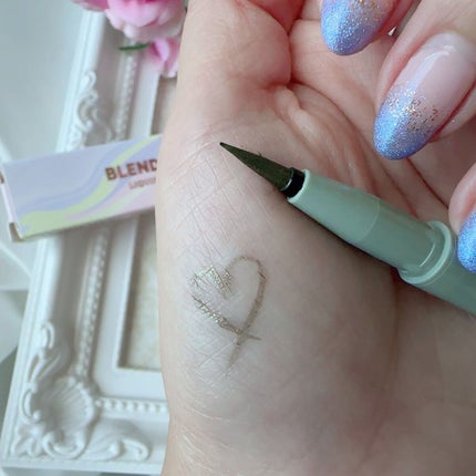 プレイフル リキッドアイライナー/BLEND BERRY/リキッドアイライナーを使ったクチコミ(3枚目)