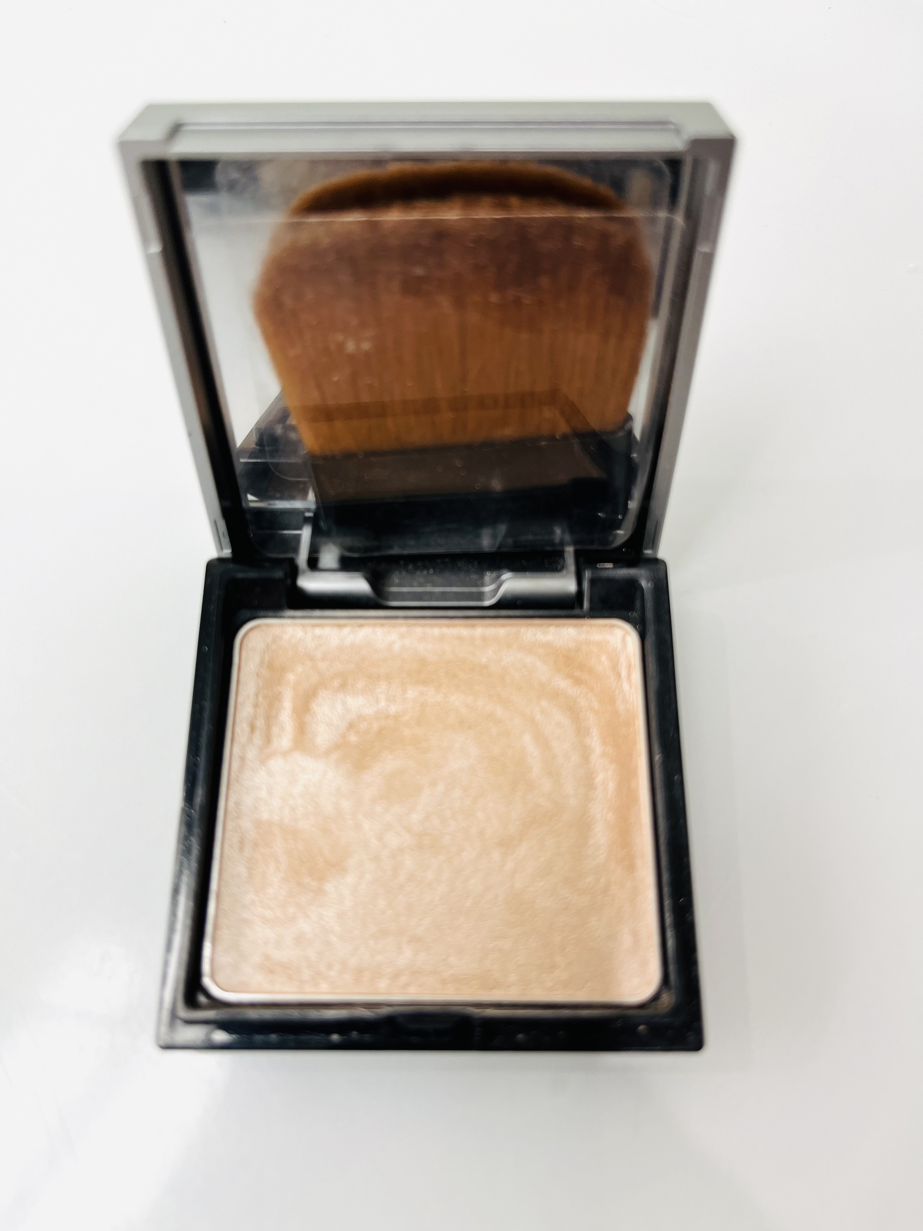 &be ルミナイジングパウダー/＆be/パウダーハイライトを使ったクチコミ（1枚目）