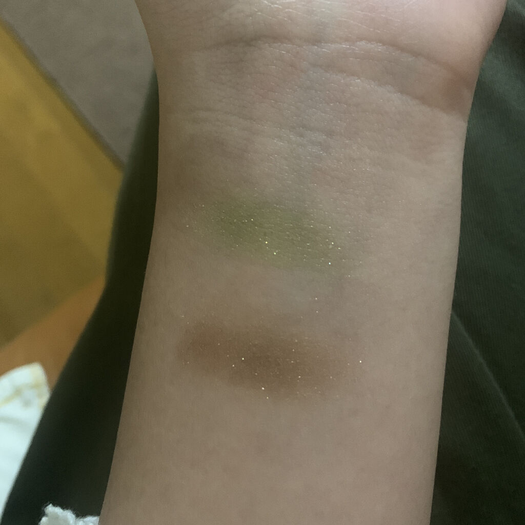 カスタムシャドウ/ドーリーウインク/単色アイシャドウを使ったクチコミ（2枚目）