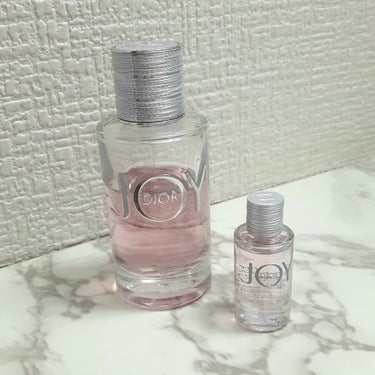 【Dior】
JOY　50ml 12,000円
--------------------------------
美容雑誌のサンプルで香りを試した時に
気に入ってしまい、店頭でテスターを何回も試してみて