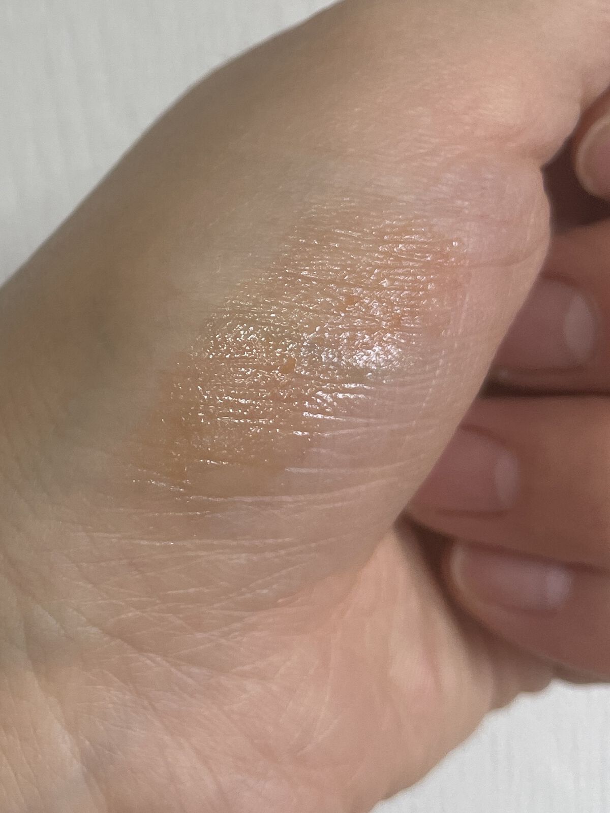 

こんにちは。

少し前にキャンメイクプランプリップケアスクラブ03みかんイエローを購入しました🍊

仕事中もリップケアをしたい（荒れている）ときなどに重宝しています💄

次はクリアピンクも購入してみようと思います⭕️

#キ