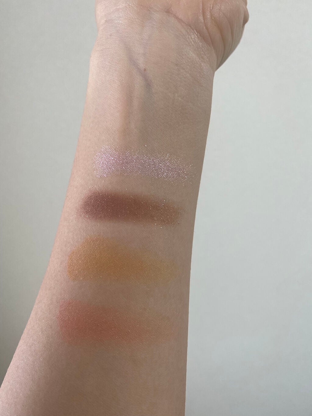 ミネラルクラッシィシャドー/エトヴォス/アイシャドウパレットを使ったクチコミ(3枚目)