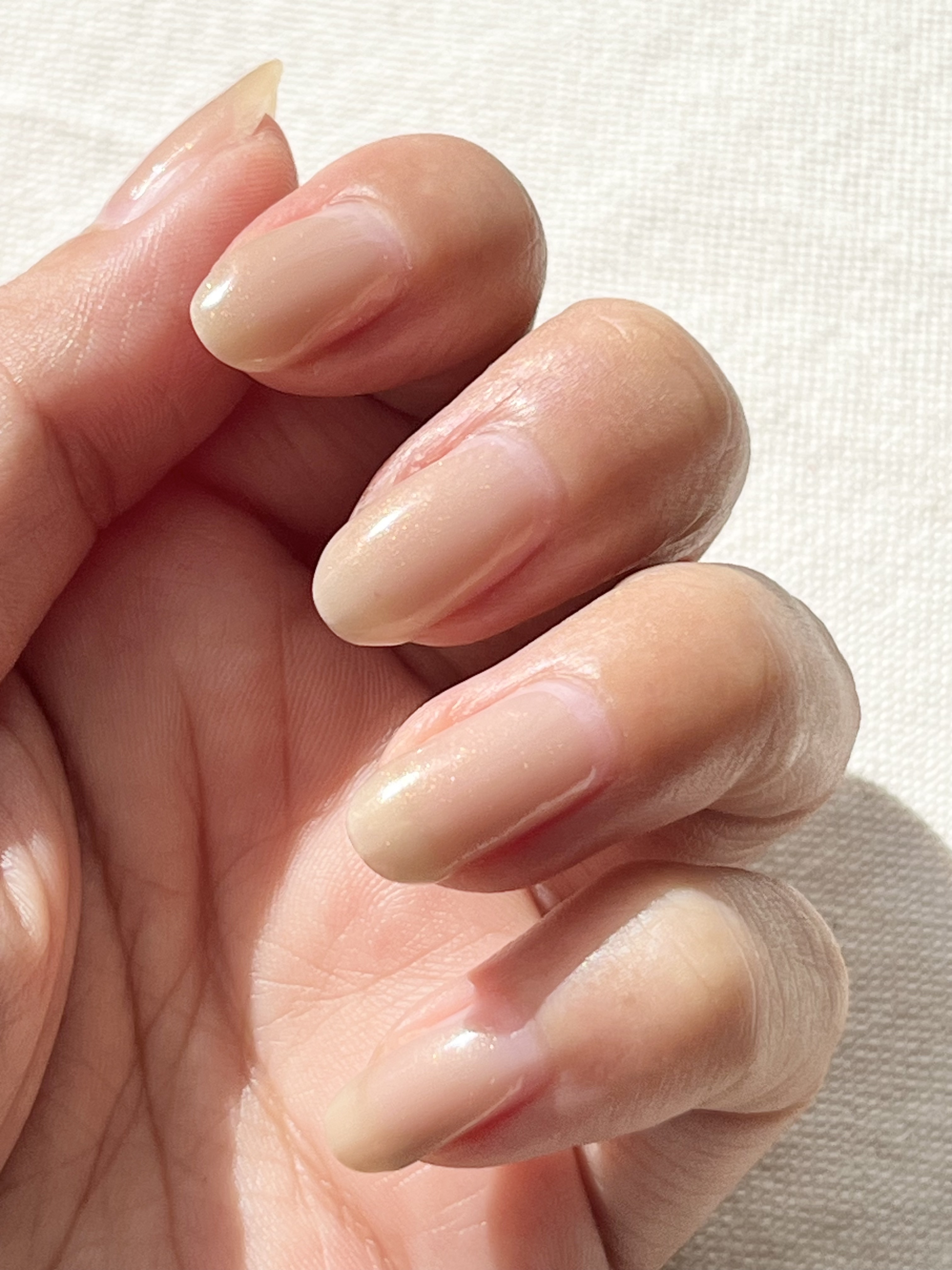 ジェルネイル GM130 シルキーグレージュ/ジェルミーワン/ジェルネイルを使ったクチコミ（2枚目）