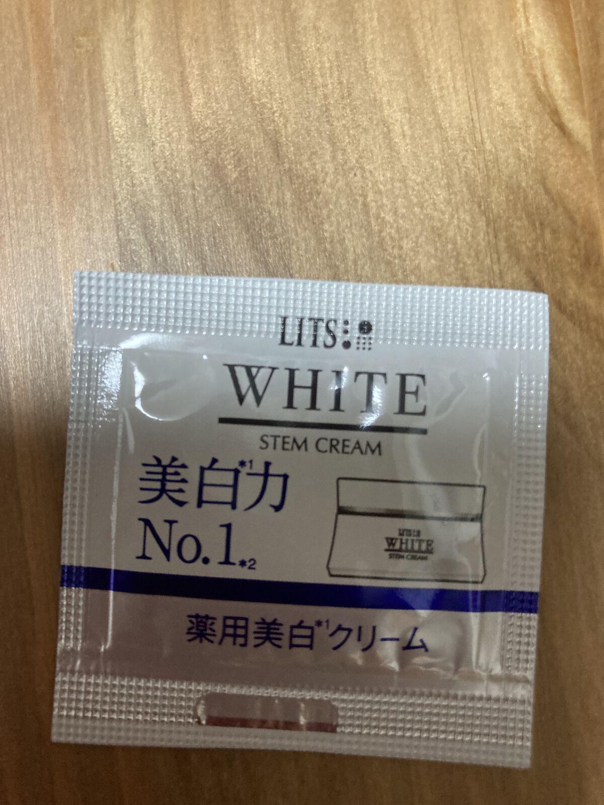 ホワイト 薬用ステムクリーム/リッツ/フェイスクリームを使ったクチコミ（2枚目）