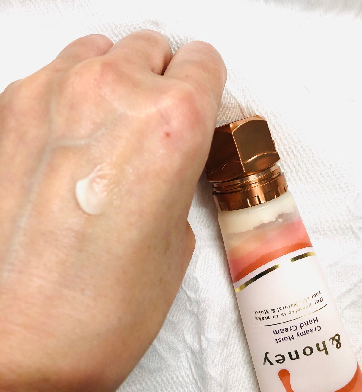 アンドハニー クリーミーモイスト ハンドクリーム/&honey/ハンドクリームを使ったクチコミ(2枚目)