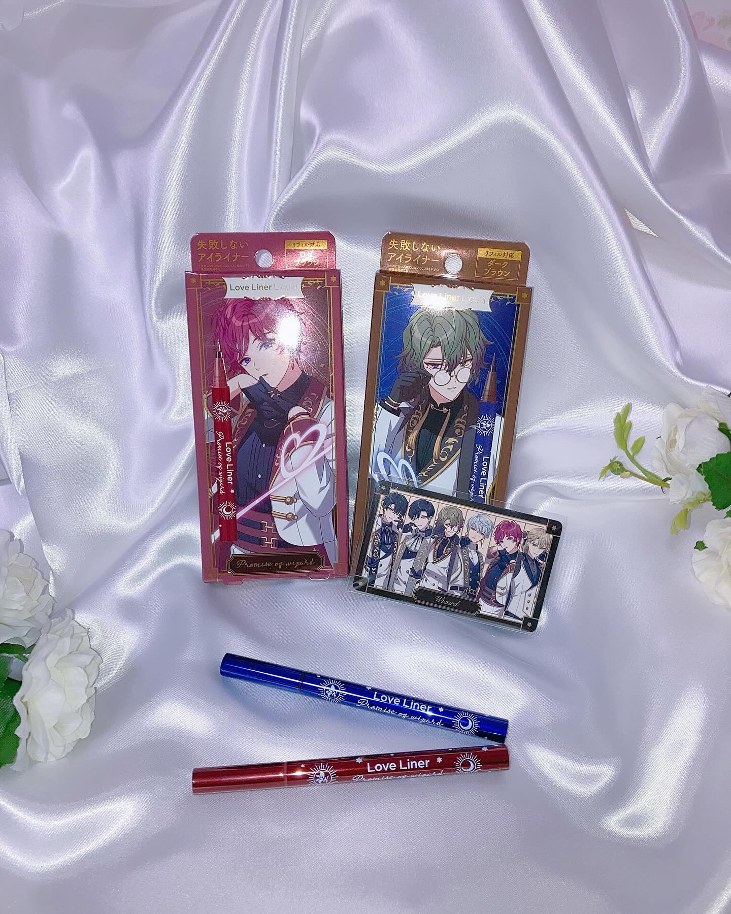 魔法使いの約束✖️ラブライナーコラボ🪄

アプリゲーム魔法使いの約束とマツキヨ・ココカラファイン限定のコラボアイライナーをゲットしてきました！

豪華書き下ろしイラストのパッケージに各国をイメージした容器のデザインがかわいい💞
ランダム