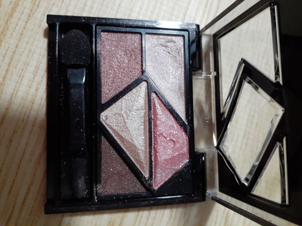 メタルグラマーアイズ/KATE/アイシャドウパレットを使ったクチコミ(2枚目)