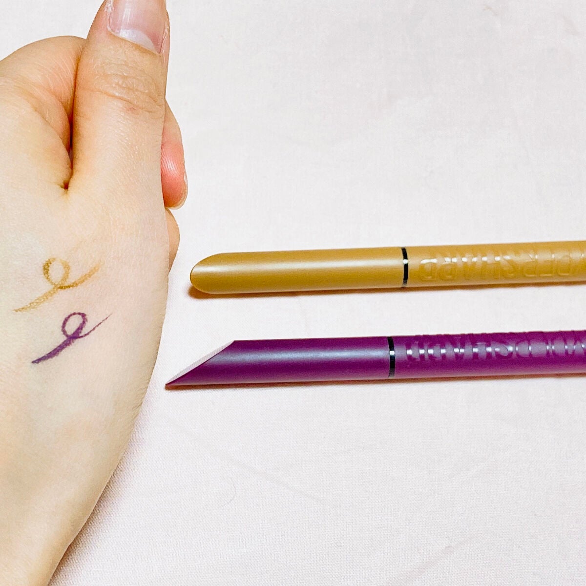 ウルトラカラー アイライナー/MAYBELLINE NEW YORK/リキッドアイライナーを使ったクチコミ(2枚目)