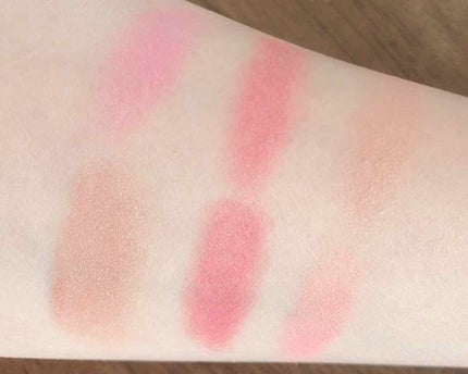 ブラッシュ カラー インフュージョン/ローラ メルシエ/パウダーチークを使ったクチコミ(2枚目)