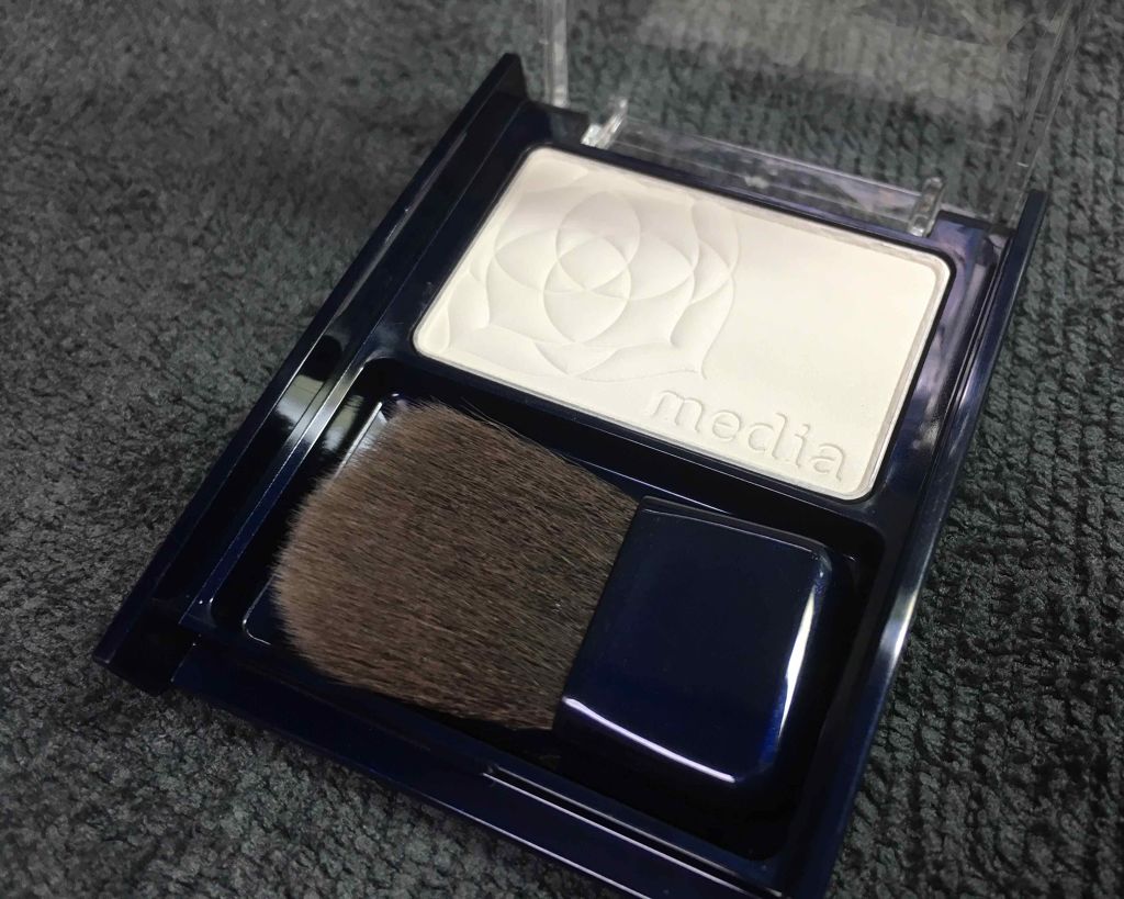 ブライトアップチークN/media/パウダーチークを使ったクチコミ(2枚目)