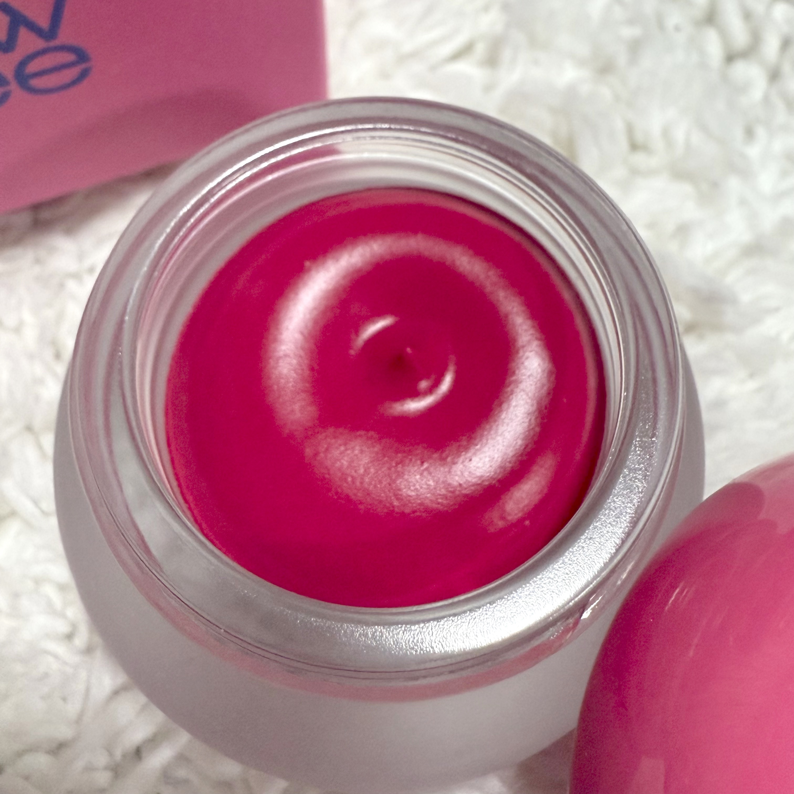 リップアンドチーク ブラーリープリンポット/fwee/口紅を使ったクチコミ（2枚目）