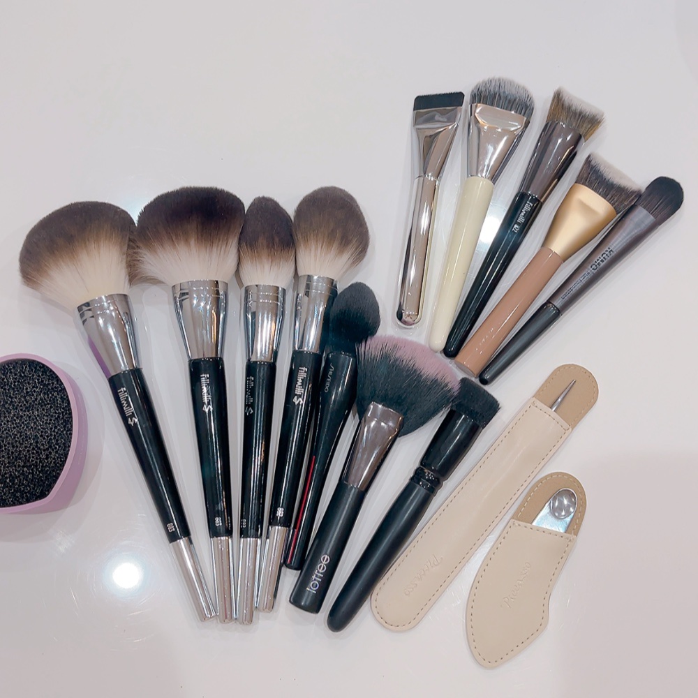 S シルキーパウダーブラシ(M) 882/fillimilli/メイクブラシを使ったクチコミ（1枚目）