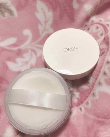 ORBIS   ルースパウダー

ベースメイクの最後のお粉として使用してます。私はベタベタなお肌よりサラサラお肌が好きなのでルースパウダーを使うことが多く、イニスフリーのお粉と使い分けています！
パフも