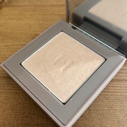ニューデップスアイシャドウ G001 リフレクション/hince/単色アイシャドウを使ったクチコミ(3枚目)