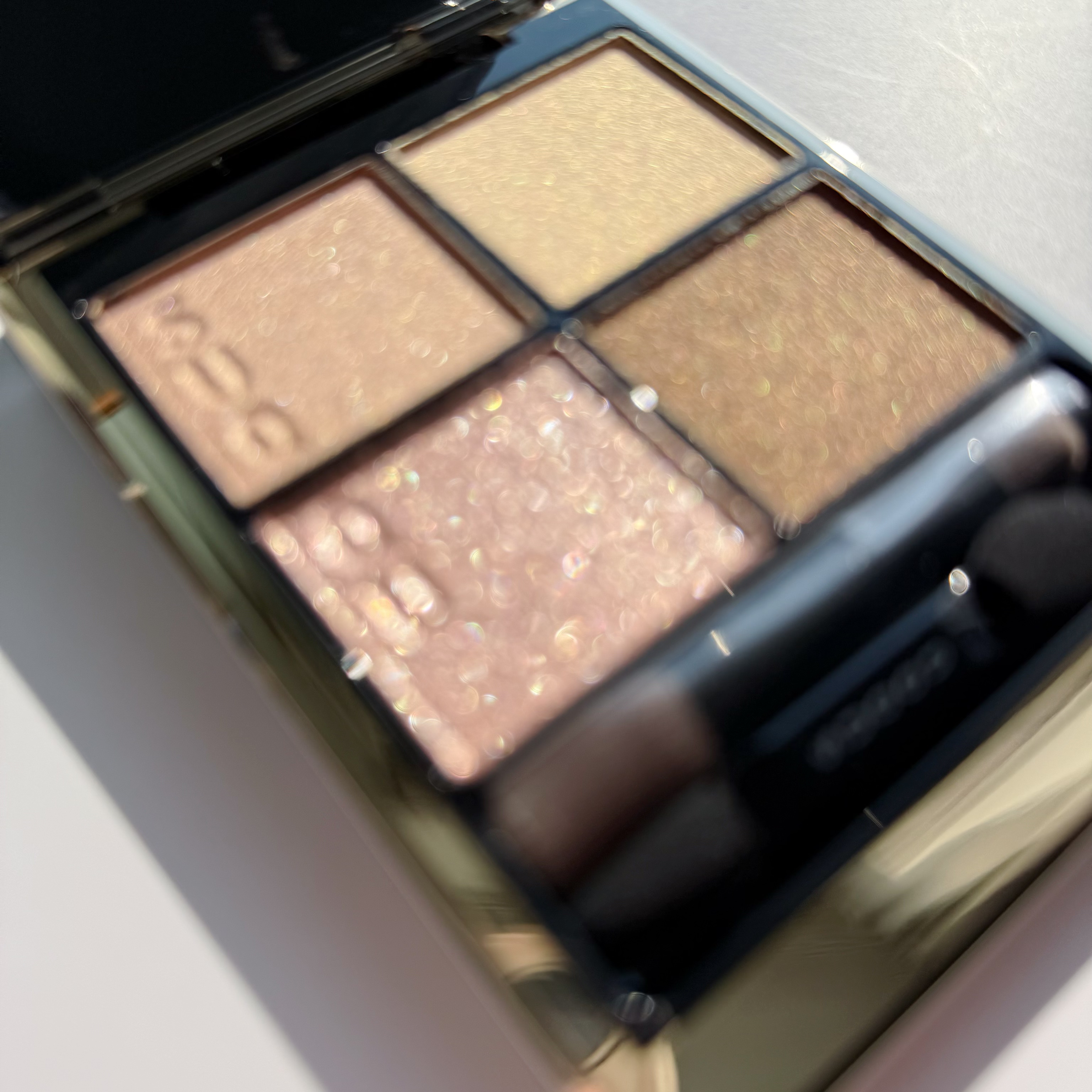 シグニチャー カラー アイズ/SUQQU/アイシャドウパレットを使ったクチコミ（3枚目）