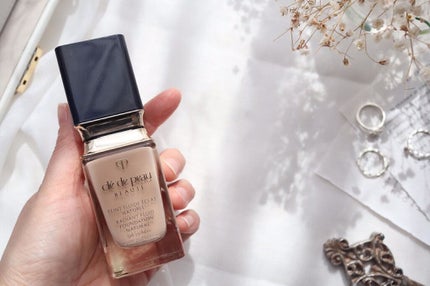 クレ・ド・ポー ボーテ タンフリュイドエクラ ナチュレル/クレ・ド・ポー ボーテ/リキッドファンデーションを使ったクチコミ(5枚目)