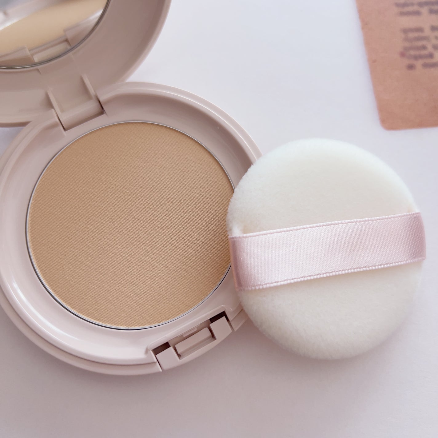 毛穴パテ職人 フィットスキンBBパウダー/毛穴パテ職人/プレストパウダーを使ったクチコミ(2枚目)