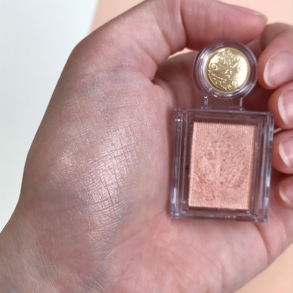 シャドーカスタマイズ/MAJOLICA MAJORCA/単色アイシャドウを使ったクチコミ(2枚目)