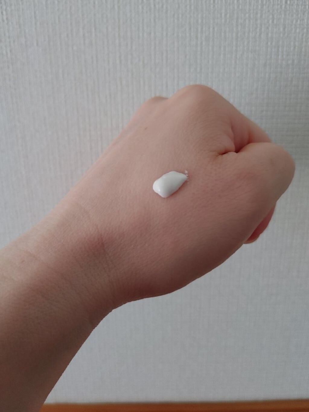 恵 on LIPS 「スキンケア効果にもこだわったエイジングケア発想の日焼け止めです..」(2枚目)