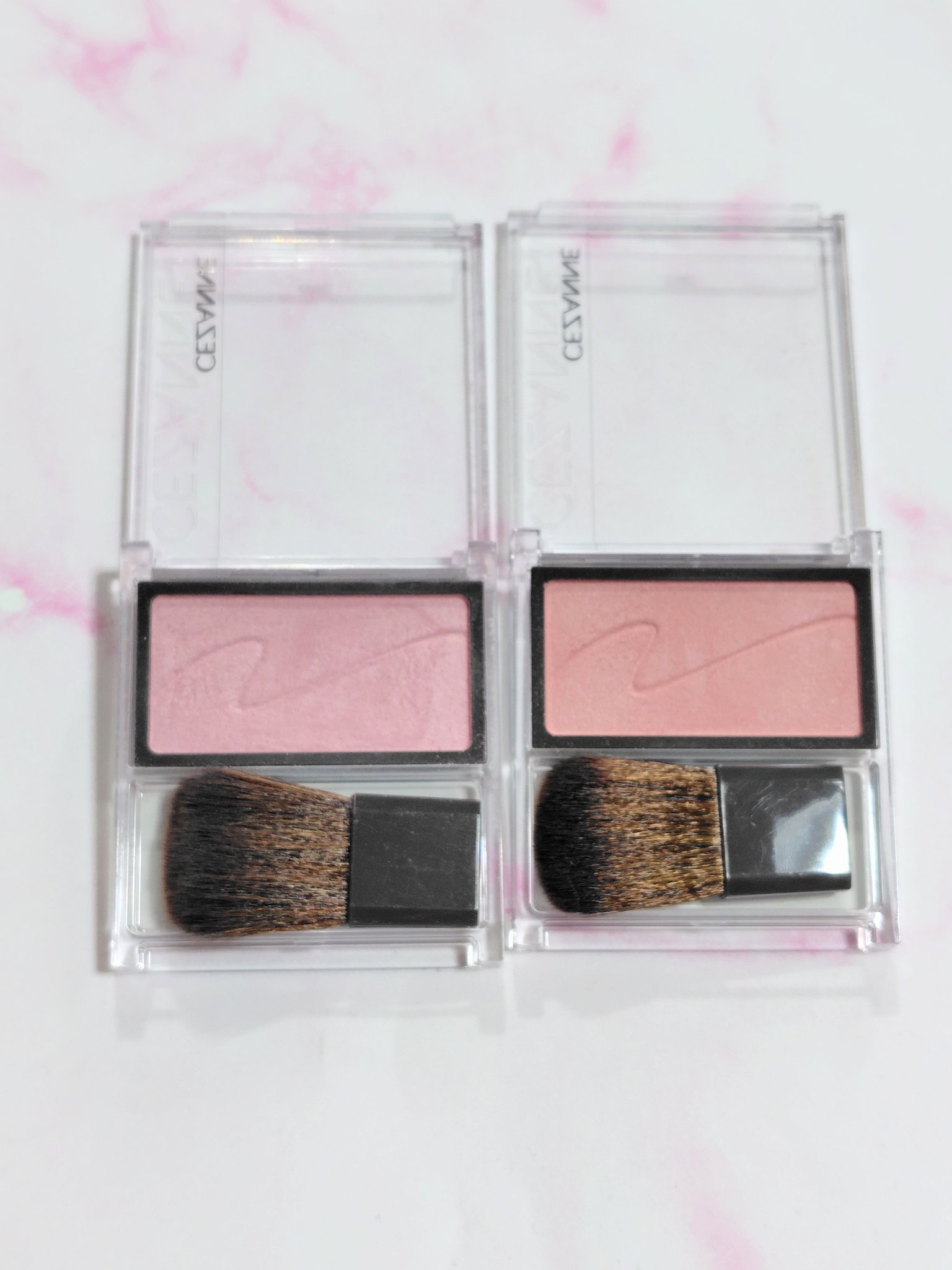 チークブラッシュ/CEZANNE/パウダーチークを使ったクチコミ（2枚目）