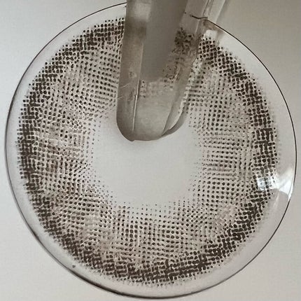 パリインザタイムシリーズ/LENSSIS/カラーコンタクトレンズを使ったクチコミ(5枚目)