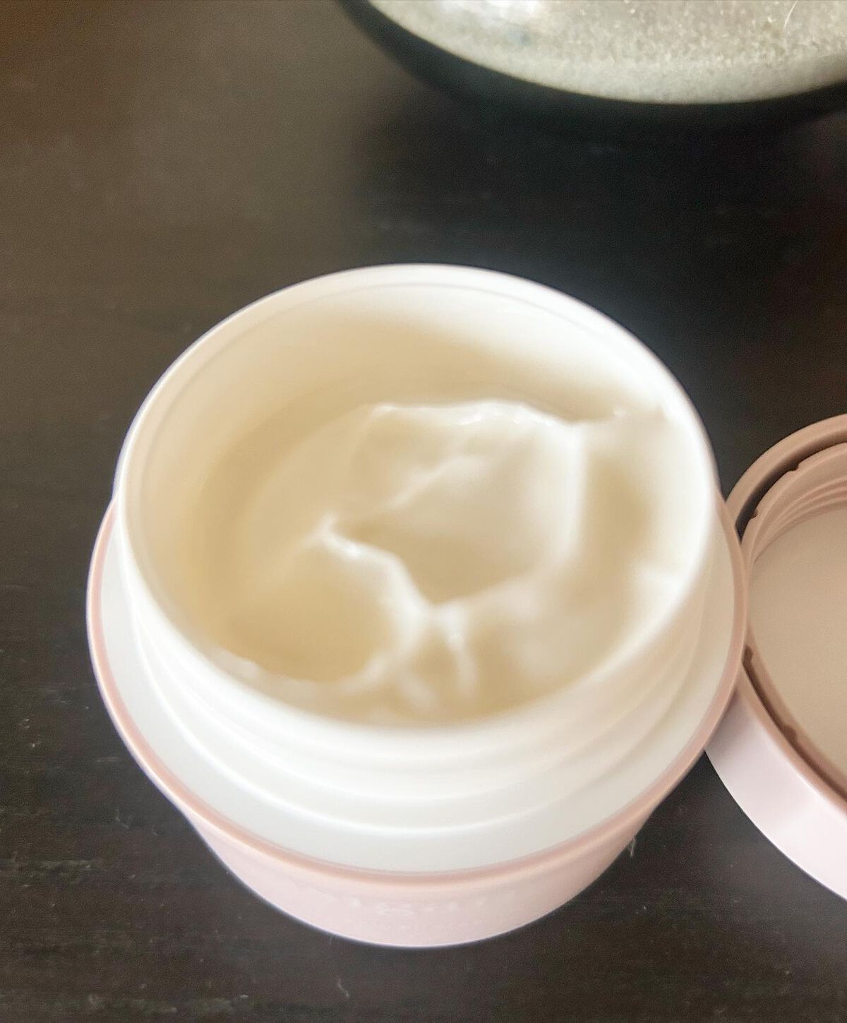 試してみた】CBDスキンオールクリーム asiganの効果・肌質別の口コミ