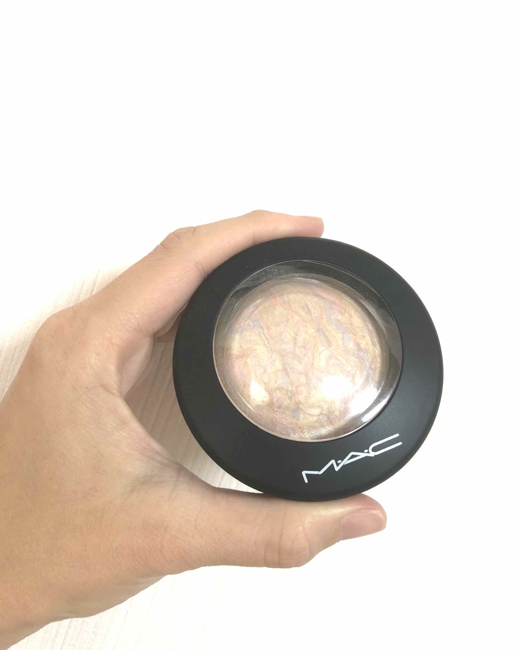 M·A·C ミネラライズ スキンフィニッシュ ライトスカペード（限定パッケージ）/M・A・C/パウダーハイライトを使ったクチコミ（2枚目）