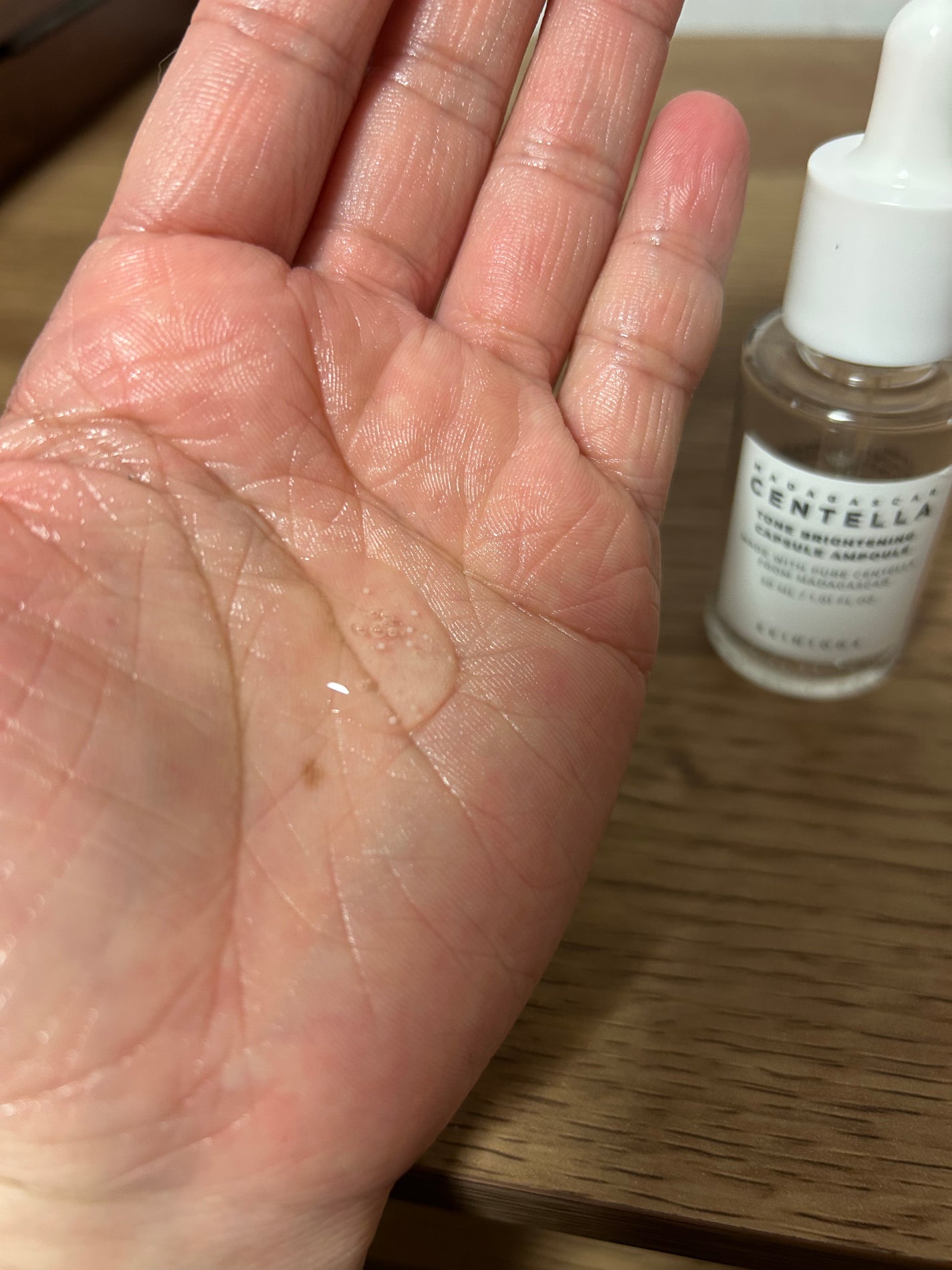 トーンブライトニング カプセルアンプル/SKIN1004/美容液を使ったクチコミ(4枚目)