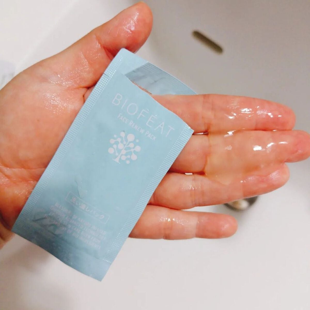 きゃな on LIPS 「日本製紙グループと株式会社ファンケルラボのコラボレーションで誕..」(3枚目)