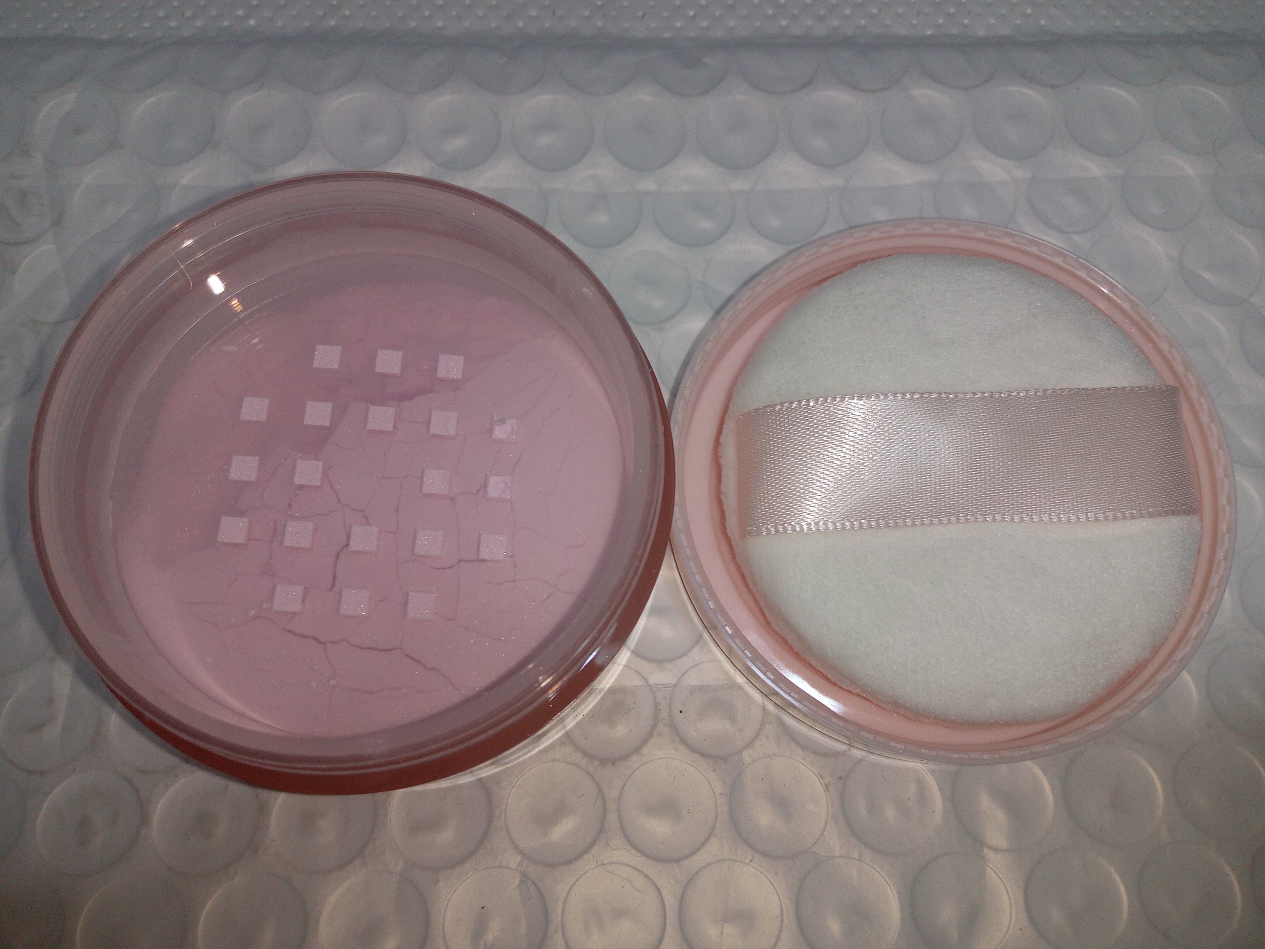 ピュアヴェールパウダー/パラドゥ/ルースパウダーを使ったクチコミ（2枚目）