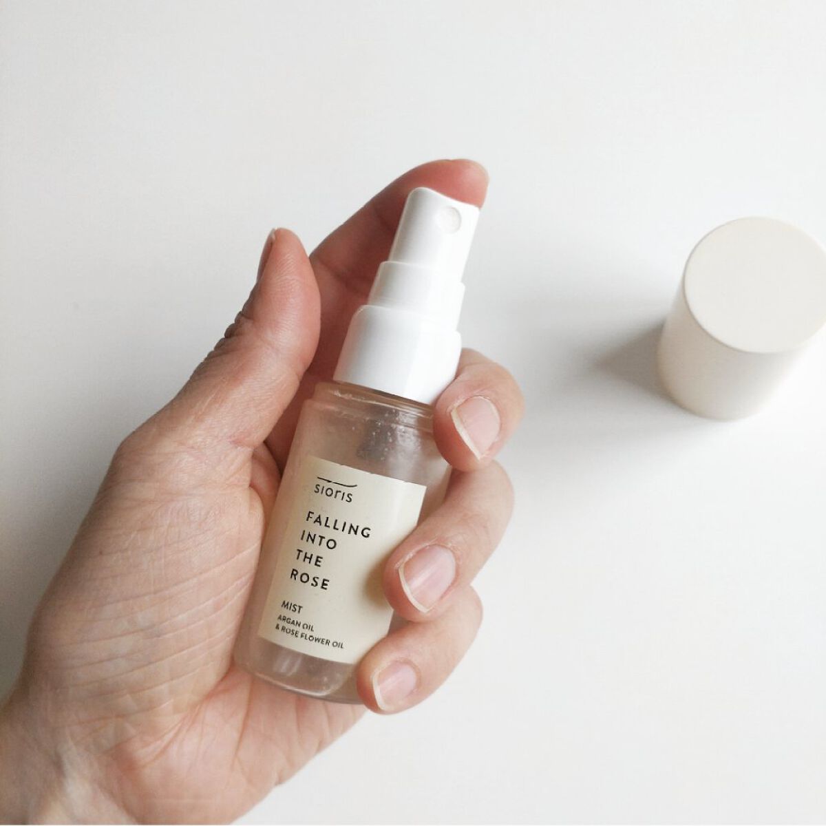 フォーリン イントゥー ザ ローズ ミスト/SIORIS/化粧水を使ったクチコミ（3枚目）
