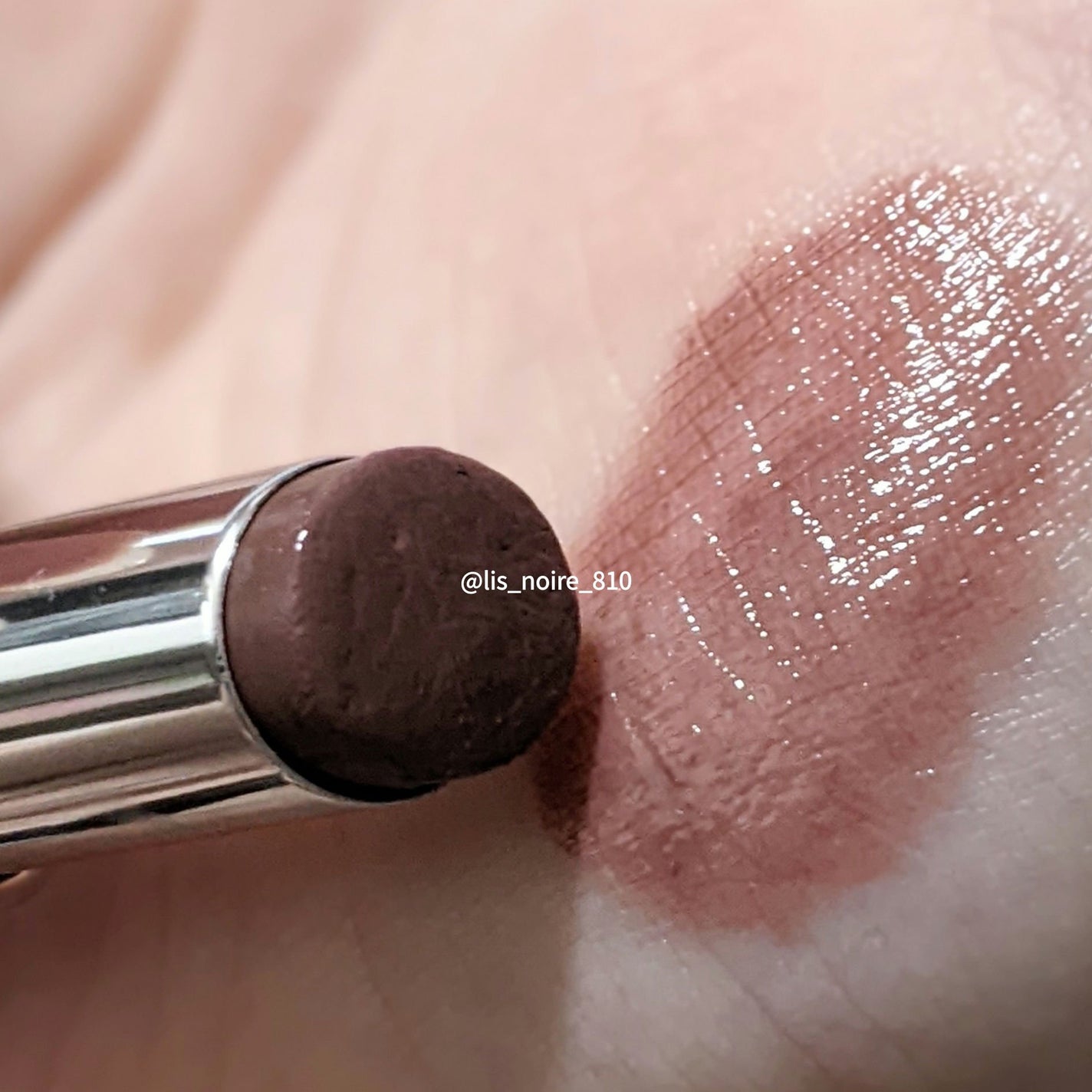 ボンディンググロウリップスティック/Laka/口紅を使ったクチコミ(2枚目)