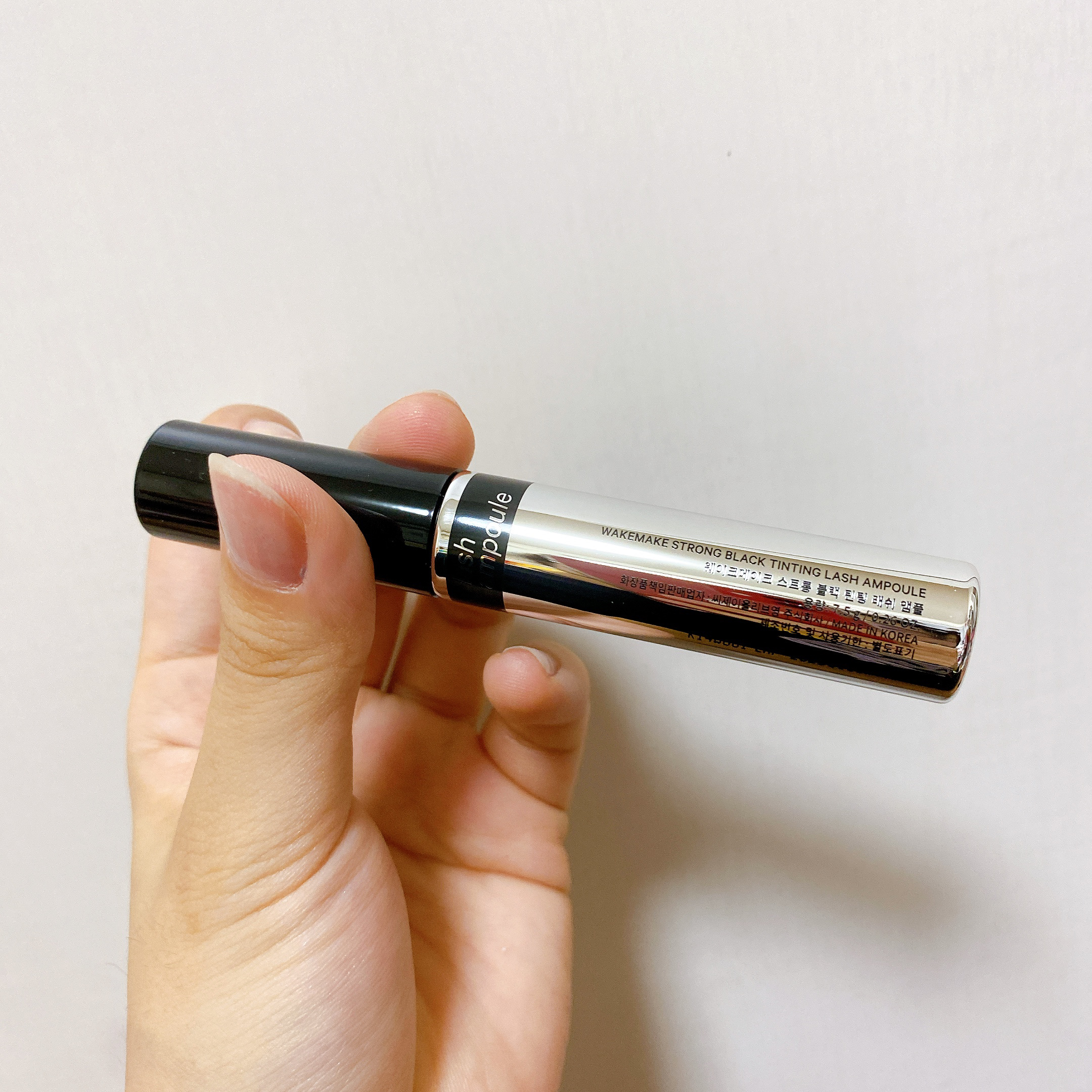 STRONG BLACK TINTING LASH AMPOULE/wakemake/まつげ美容液を使ったクチコミ（3枚目）