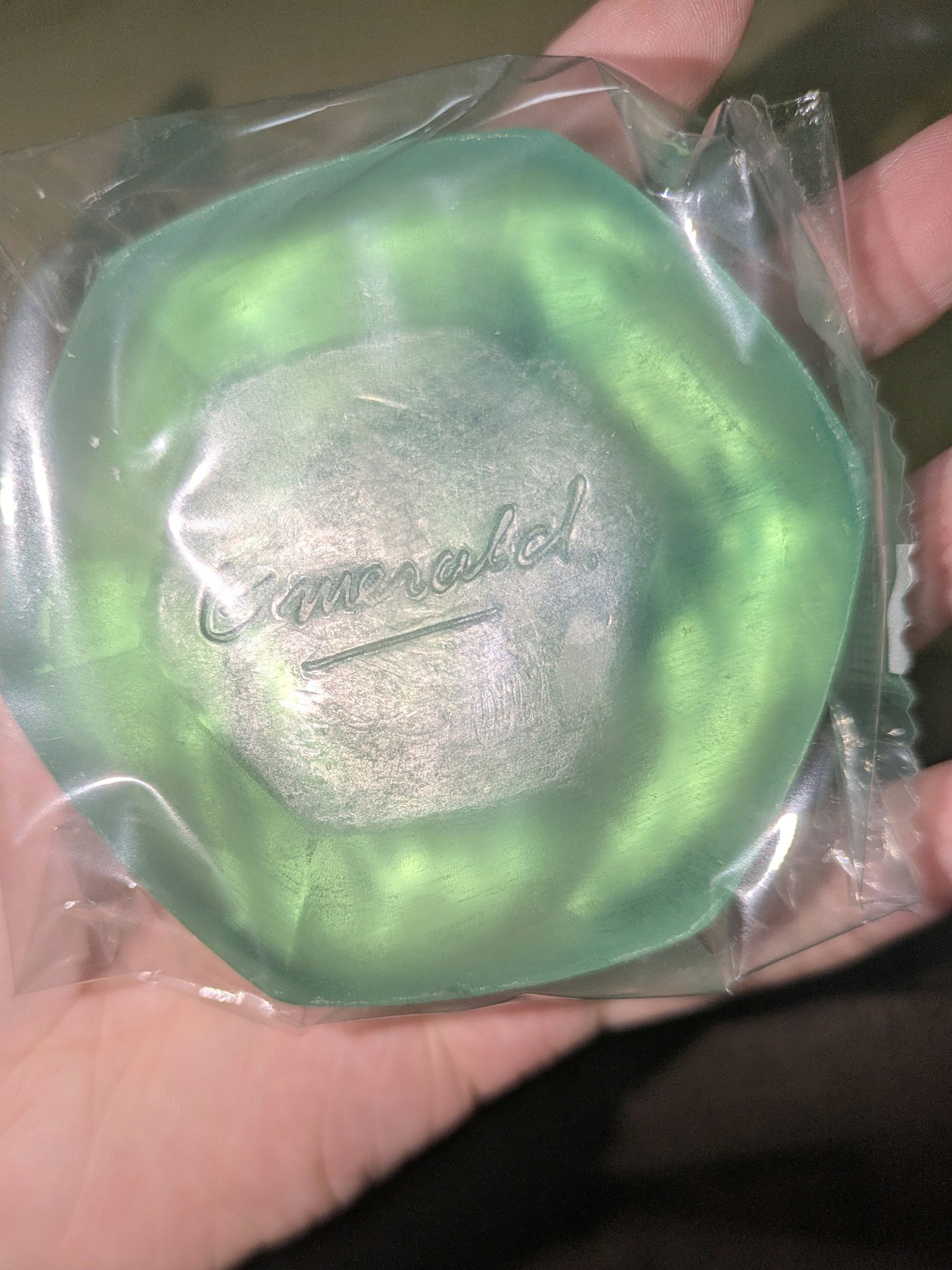 ホネケーキ(エメラルド)NA/SHISEIDO/洗顔石鹸を使ったクチコミ（3枚目）