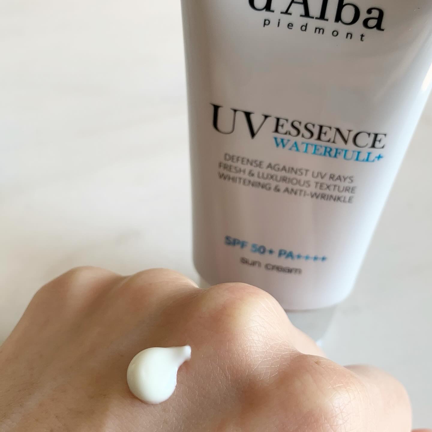 ダルバ ウォータフル エッセンス サンクリーム/ダルバ/日焼け止めクリームを使ったクチコミ（2枚目）