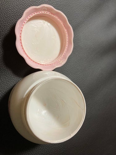 pure milk Pink Tone up Cream/the SAEM/化粧下地を使ったクチコミ（3枚目）