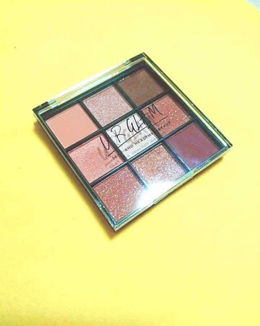 UR GLAM　BLOOMING EYE COLOR PALETTE/U R GLAM/パウダーアイシャドウを使ったクチコミ（1枚目）