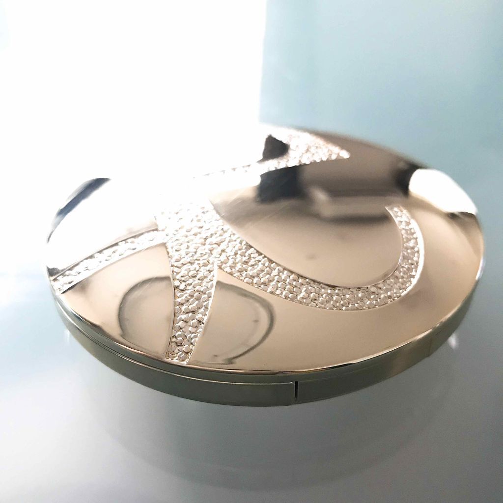 ラ プードル オートニュアンス/Elégance/プレストパウダーを使ったクチコミ(4枚目)