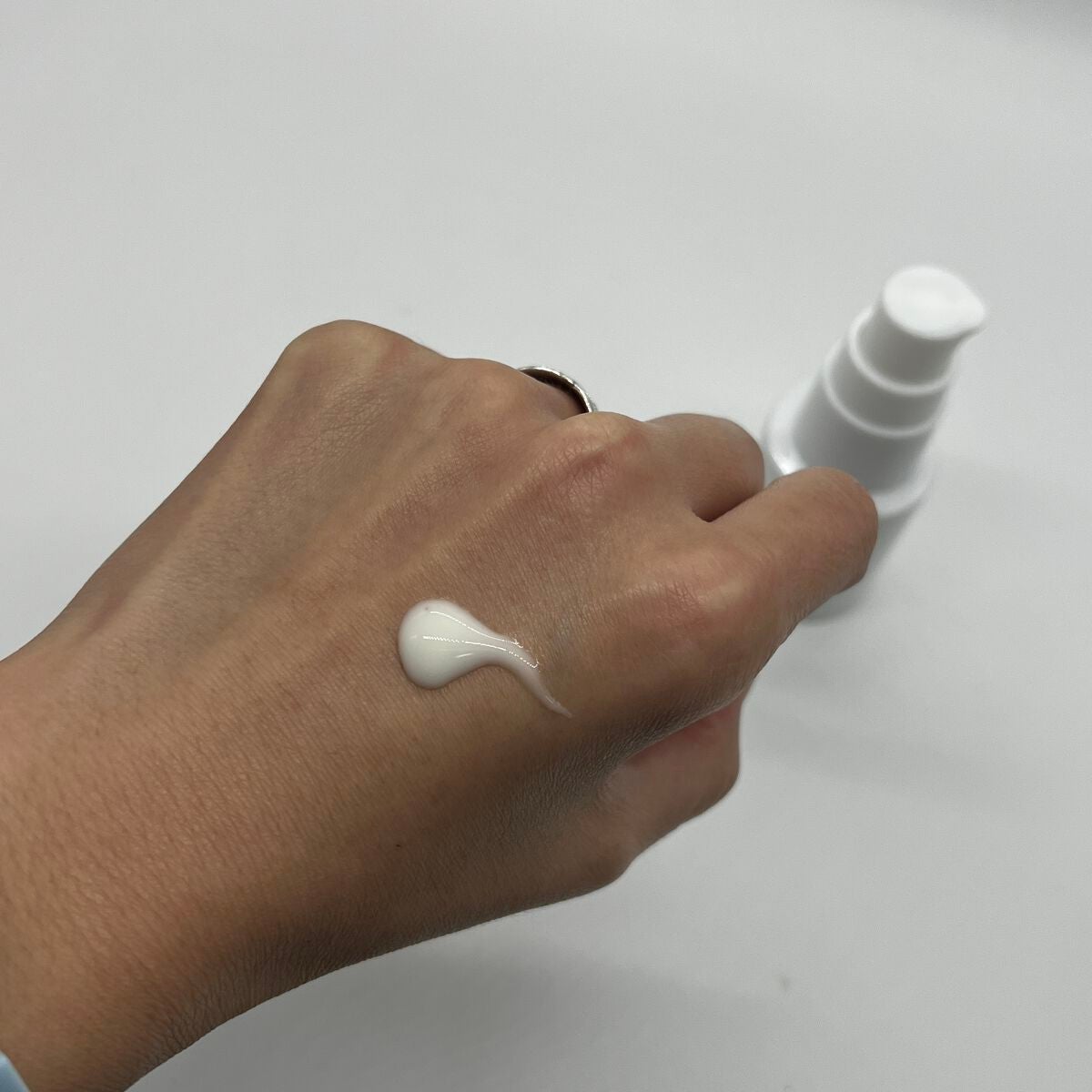 うるおす UV セラム M/紫外線予報/日焼け止めミルクを使ったクチコミ(2枚目)