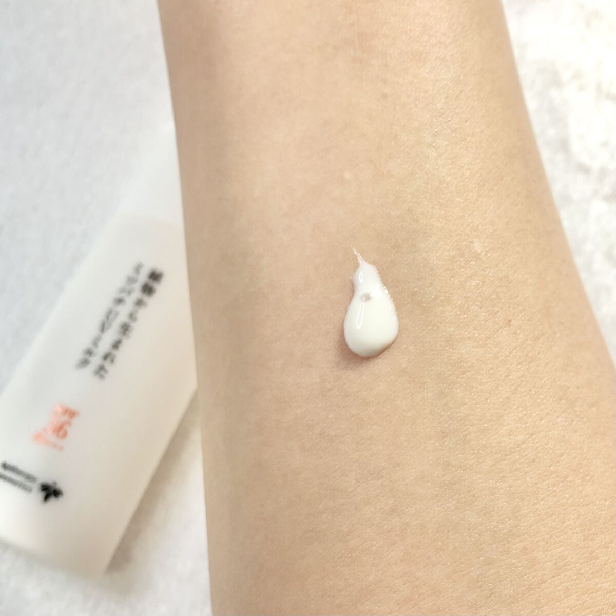 植物から生まれたミツバチUVミルク/アピセラピーコスメティクス/日焼け止めミルクを使ったクチコミ（2枚目）