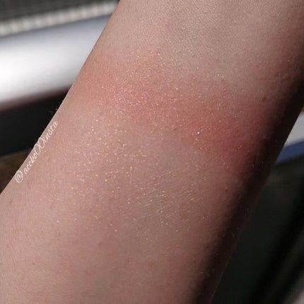 カラーリンググレイズ/LUNASOL/パウダーチークを使ったクチコミ(3枚目)