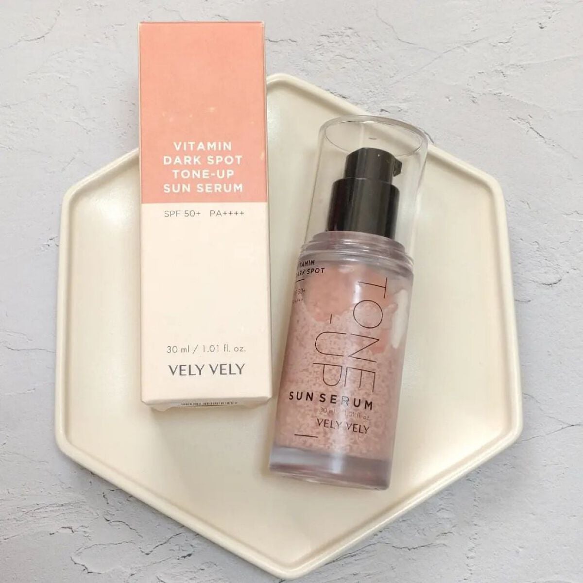 ビタミントーンアップサンセラム/VELY VELY/日焼け止めローションを使ったクチコミ(1枚目)