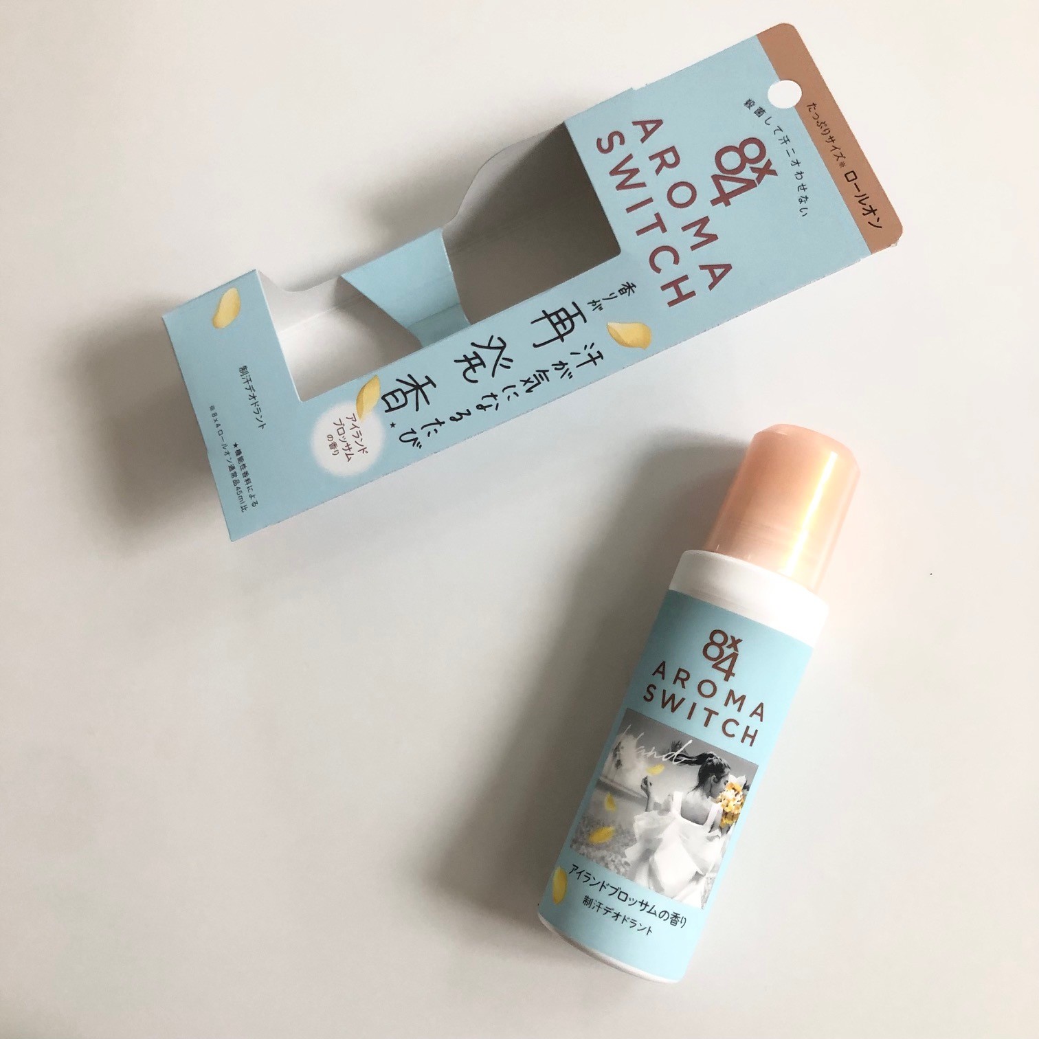 8x4 アロマスイッチ ロールオン アイランドブロッサムの香り/８ｘ４/デオドラント・制汗剤を使ったクチコミ（2枚目）