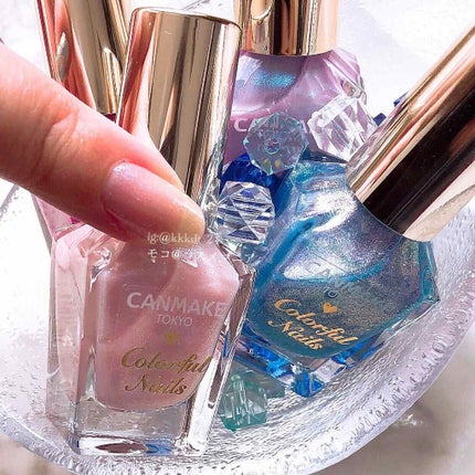 カラフルネイルズ N33 ジュエリーシュガー/キャンメイク/マニキュアを使ったクチコミ(2枚目)