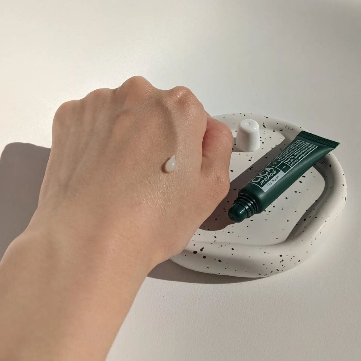 CICA method LIP BALM/コジット/リップバームを使ったクチコミ(4枚目)